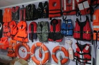 الصين سترة النجاة البحرية Solas سترات النجاة للبالغين مع سترات النجاة الضوء والصفارة مزود