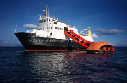 الصين طوفان نجات قابل نفخ معتمد من SOLAS البحري المزود