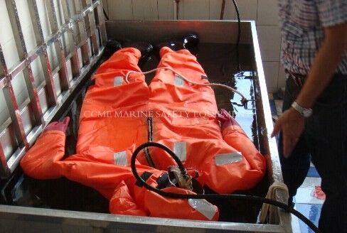 ملابس الغوص SOLAS لإنقاذ الحياة البحرية المزود