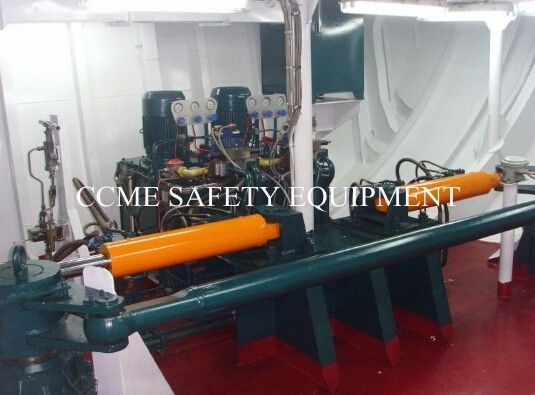 جهاز قيادة من نوع "مارين رام" المزود