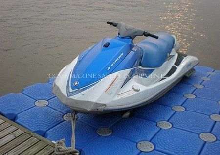 مكعبات البونتون العائمة PE منصة عائمة للقوارب والجيت سكي المزود