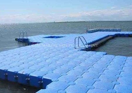 مكعبات البونتون العائمة PE منصة عائمة للقوارب والجيت سكي المزود