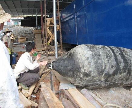 سفينة بحرية 7.0m إلى 21.5m كيس الهواء الملاحي العائم المزود