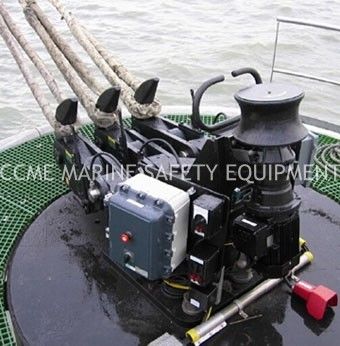 خطافات بحرية سريعة الإصدار، خطاف سحب قرصي سريع التحرير هيدروليكيًا بحريًا المزود