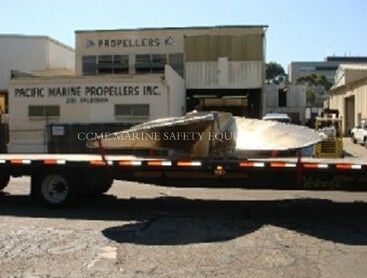 معدات الدفع البحري و المروحة البحرية المزود