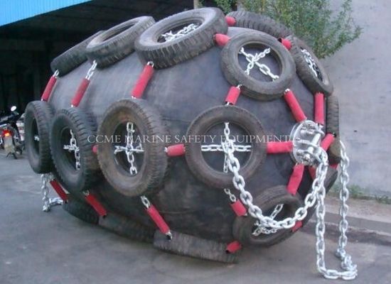 المرفأ البحري المضغوط بالرنب العائم مزود