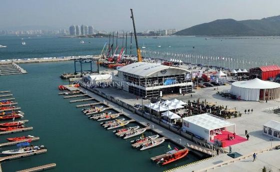 منصة عائمة من البولي إيثيلين عالي الكثافة المزود